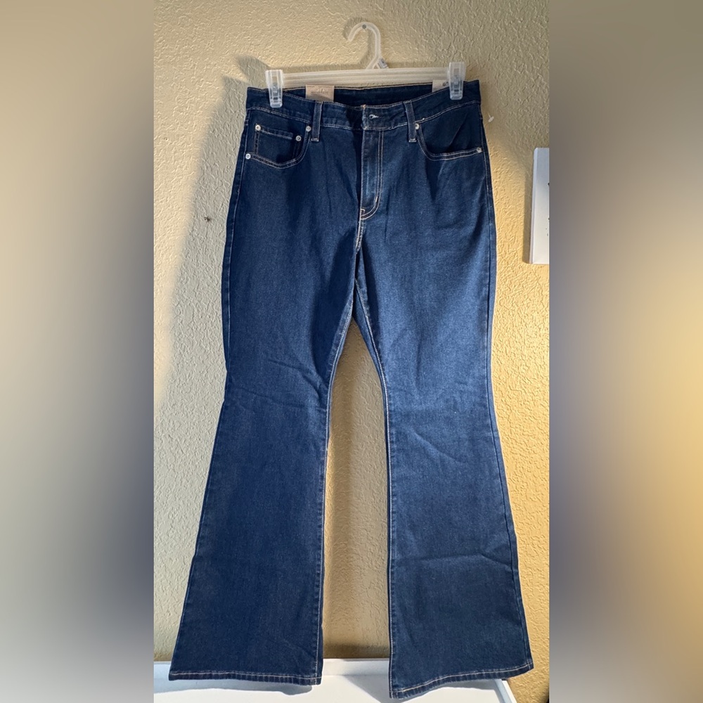 Levi's Dark Blue Flare Jeans size 31x30